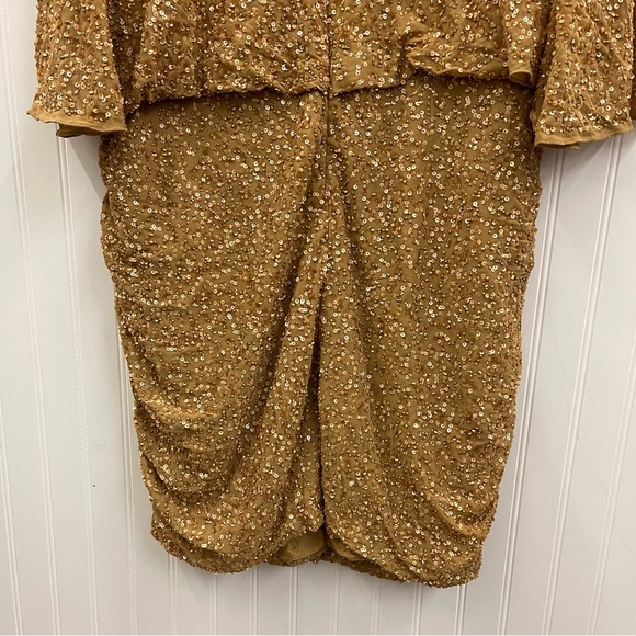 NWT ASOS Design Curve Gold All Over Sequin Mini Dress with Horn Buckle Sz 16 - Picture 14 of 15